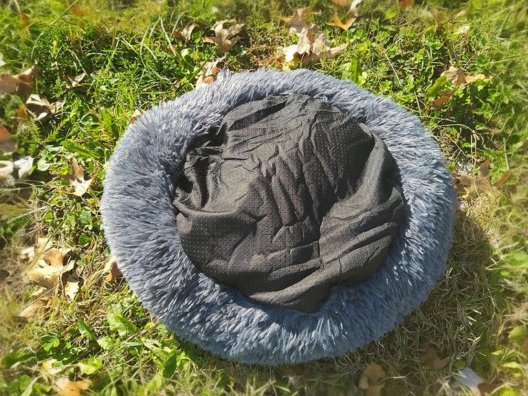 Round Cat Bed - Soft Plush Burrowing Cave & Hooded Donut Bed for Dogs & Cats | Faux Fur Cuddler, Comfortable Self-Warming Pet Bed, Machine Washable